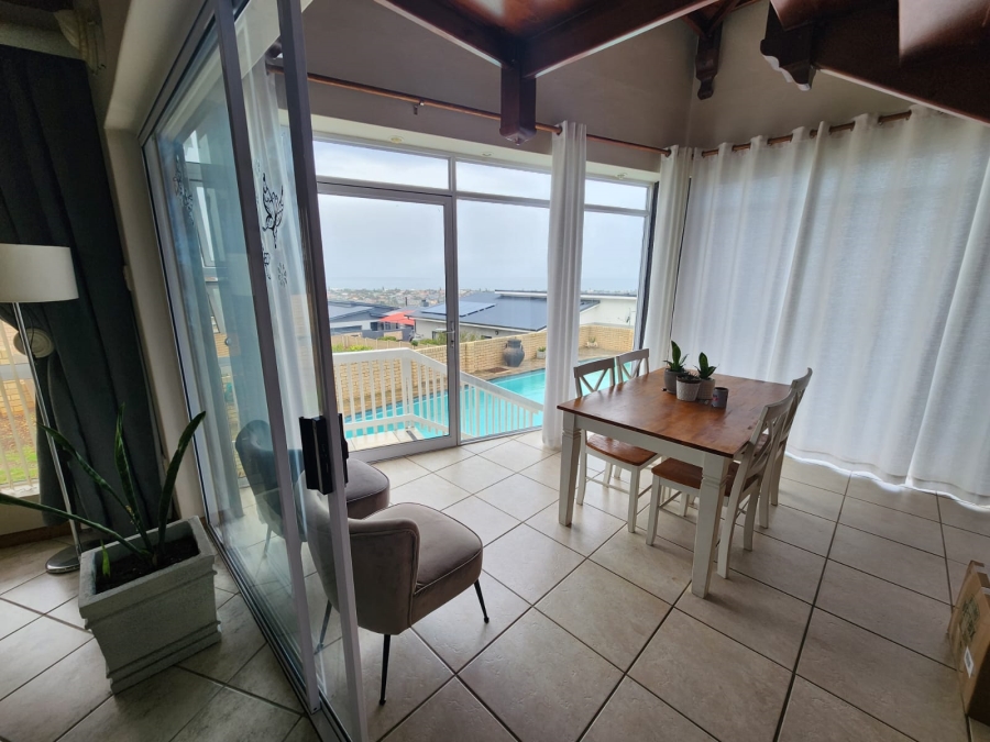 3 Bedroom Property for Sale in Menkenkop Western Cape